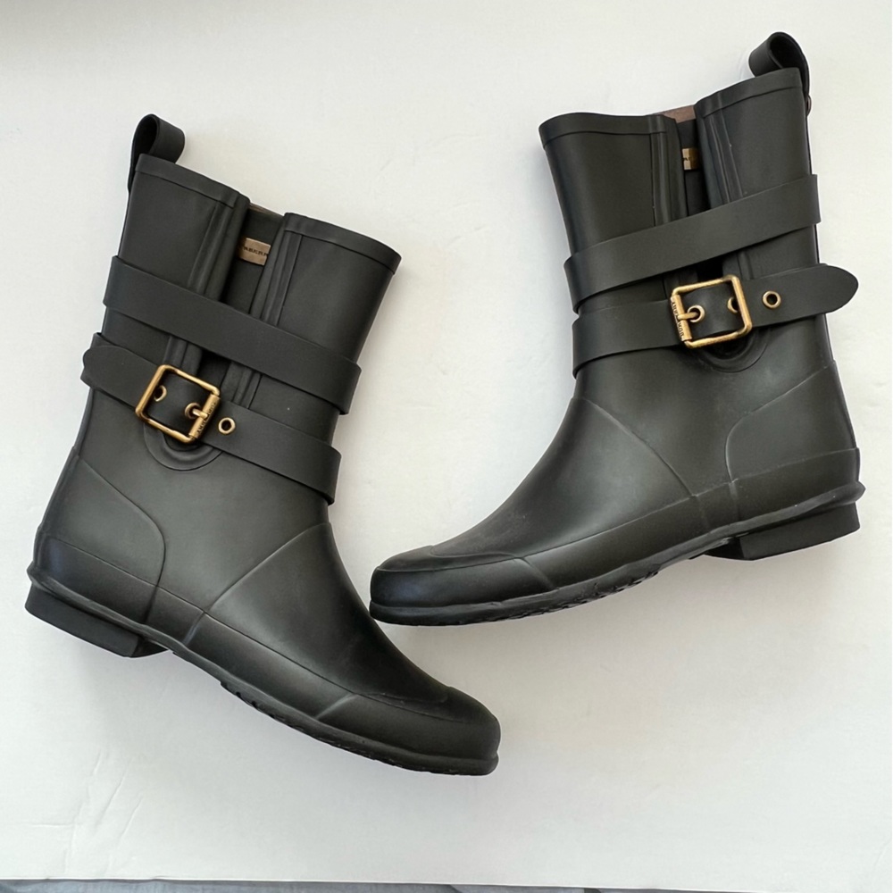 Like New! Authentic Burberry Rain Boots Black Size 37 EU - Picture 4 of 11